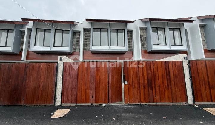 For Sale Exclusive Villa Style Tropical House Berlokasi di Dalung For Sale Exclusive Villa Style Tropical House Berlokasi di Dalung