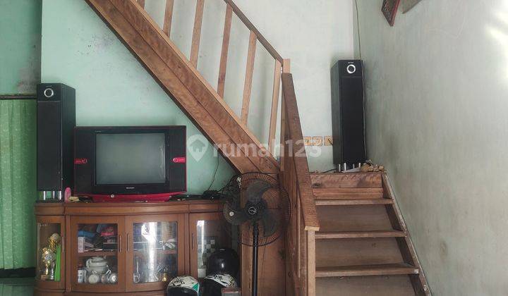 Dijual Rumah 2 Lantai Di Mega Permai  2