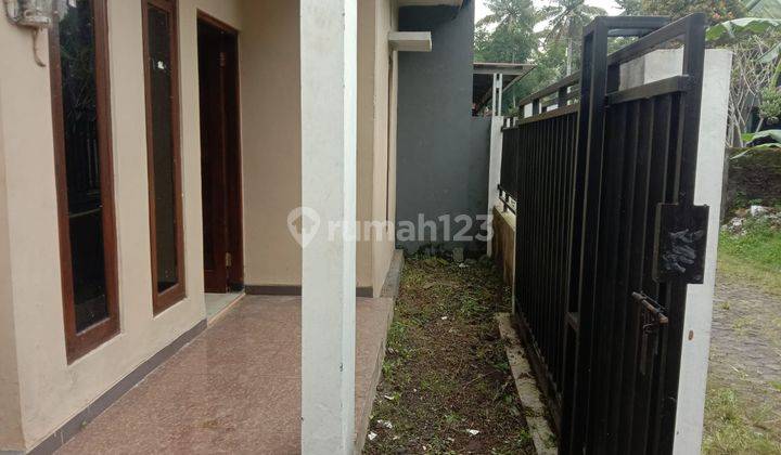 Rumah Second Type Minimalis Harga Termurah Dekat Gor Samapta 2