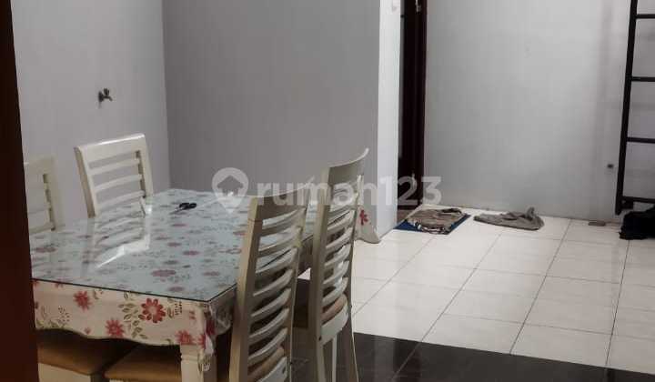 Minimalist 1-Story House in Antapani Complex 2