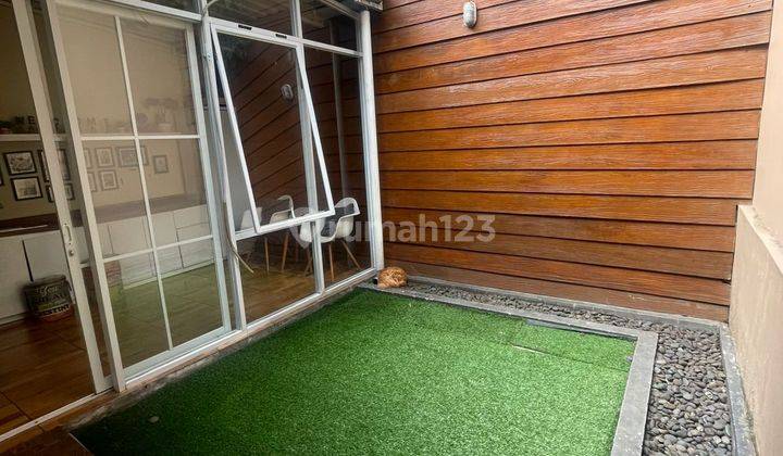 Rumah Minimalis Nyaman Semi Furnished di Cigadung 2