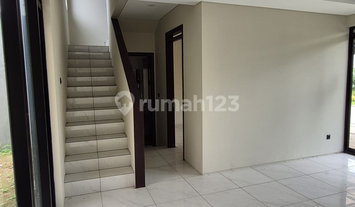 Rumah Baru di Kbp Kota Baru Parahyangan Tatar Punawangi