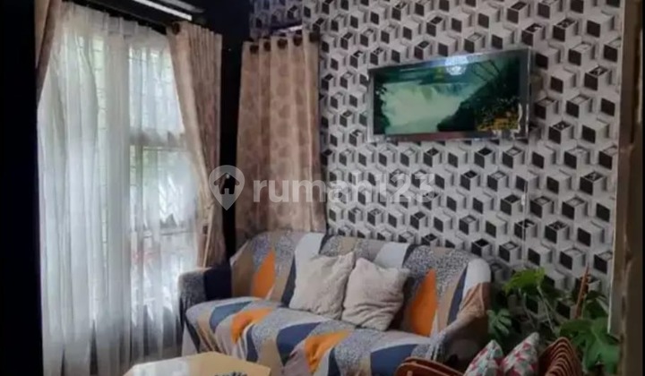 Rumah 2 Lantai Full Furnished di Antapani