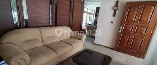 Heritage House in the Budisari Area 2