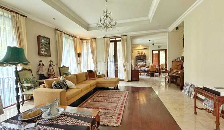 Turun Harga! Rumah Dalam Komplek di Gegerkalong Semi Furnished Turun Harga! Rumah Dalam Komplek di Gegerkalong Semi Furnished