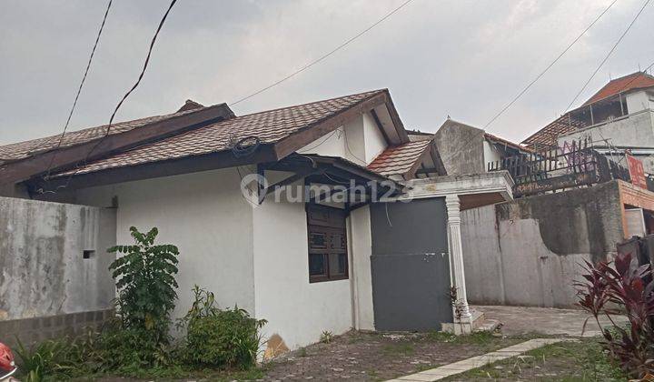 Rumah Dengan 2 Bangunan di Sayap Moch. Ramdan, Bandung 2