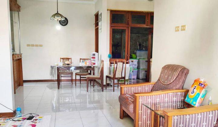 Rumah Bagus Terawat di Tubagus Ismail Dago 1