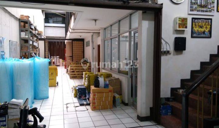 Ruko 2 Lantai Bagus di Jalan Suniaraja, Bandung 1