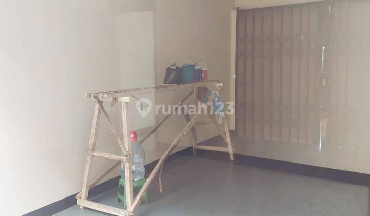 Rumah di Komplek Sukaluyu Sayap Pahlawan, Bandung 6