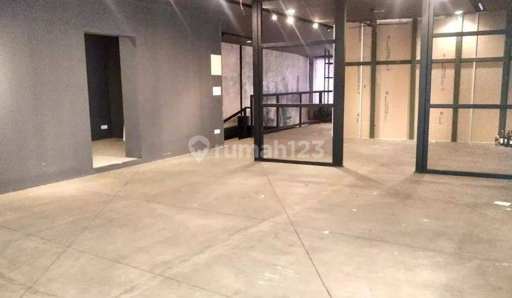 Ruko 1 Lantai Dan Mezanin di Jalan Braga, Bandung 7
