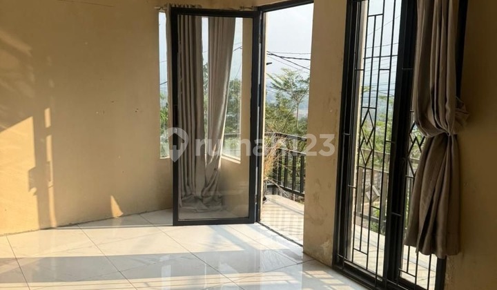 Rumah Posisi Hook di G-Land Residence Padalarang