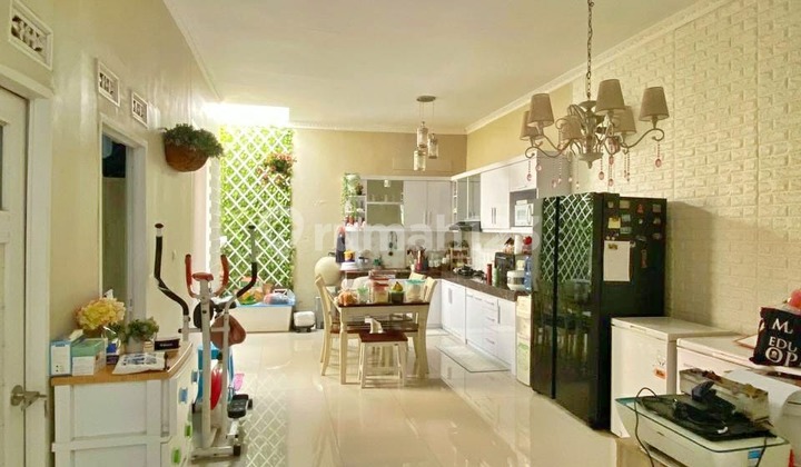 Rumah Cantik Siap Huni Strategis di Sayap Pasteur Rumah Cantik Siap Huni Strategis di Sayap Pasteur