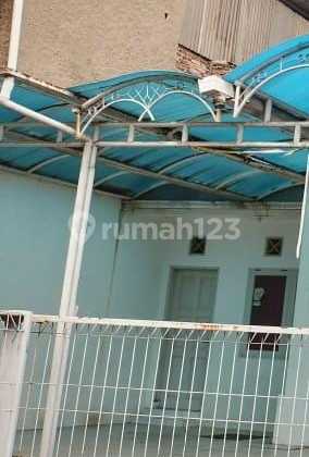 Dijual Cepat Rumah 2,5 Lantai Siap Huni di Jalan Arjuna 2