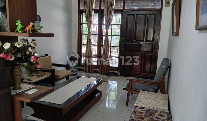 Rumah di Srigunting Komplek Dadali, Bandung Rumah di Srigunting Komplek Dadali, Bandung