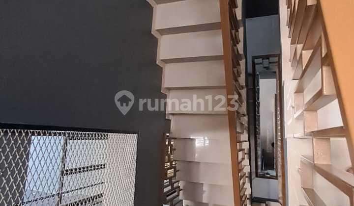 Ruko 4 Lantai All New and Best Quality Materials di Area Holis 2