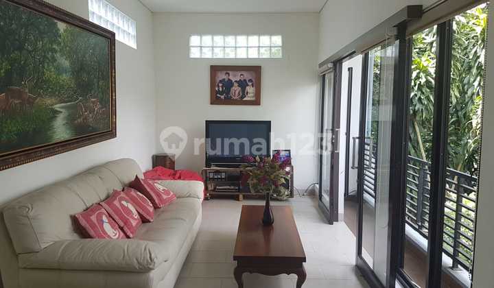 Rumah 2 Lantai di Awiligar Full Furnished