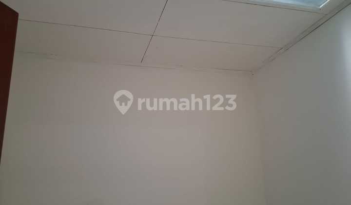 Nice Newly Renovated House in Muara Complex 2