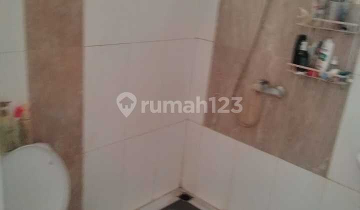 Minimalist 2-Story House in Istana Regency Sudirman 2