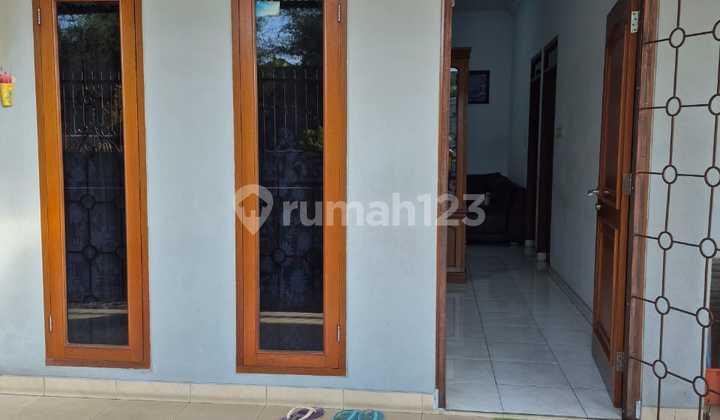 Dijual Cepat! Rumah Terawat Dalam Cluster di Taman Holis Indah 2 2