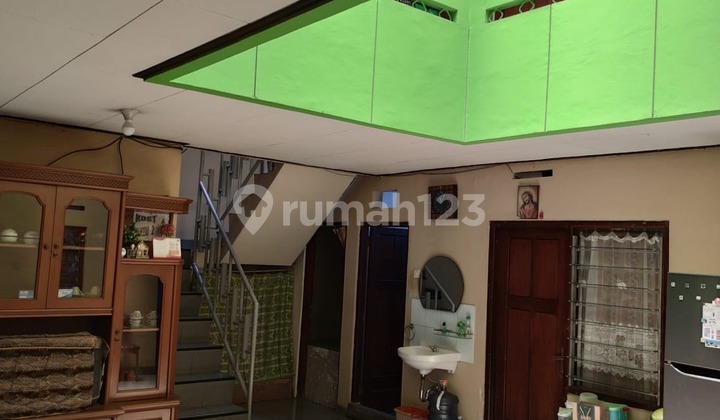Rumah Kost Pusat Kota di Sayap Lengkong Kecil