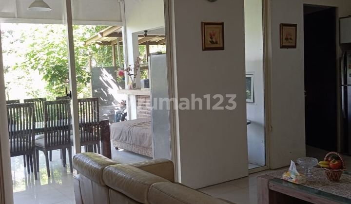 A Cool House or Villa with a Beautiful View in Citra Green Dago A Cool House or Villa with a Beautiful View in Citra Green Dago