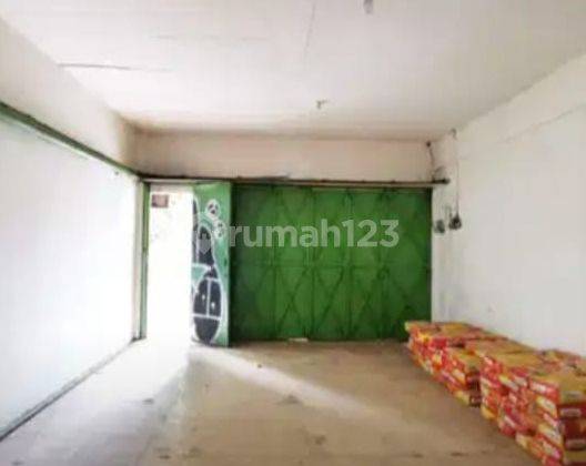 Ruko atau Ruang Usaha Strategis di Jalan Dago 2