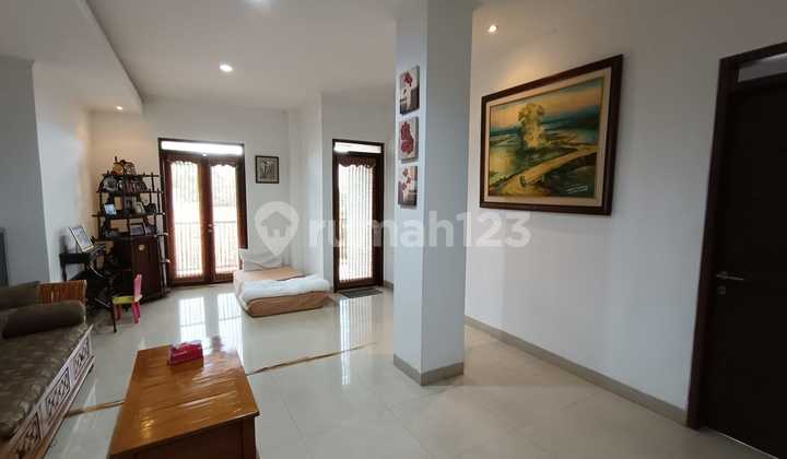 Guest House Plus Residential House in Dago Wing 2