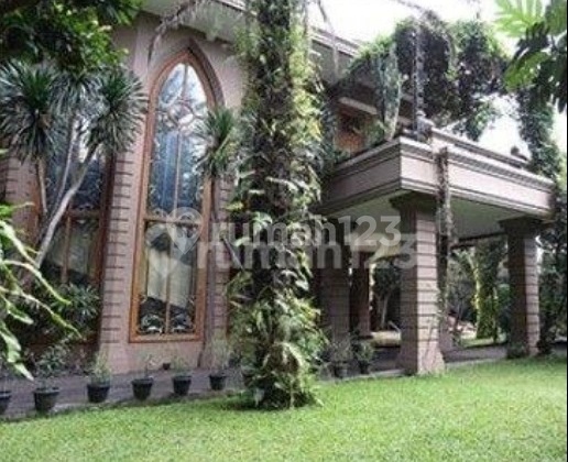 Rumah Lux Megah di Ciumbuleuit Furnished 2