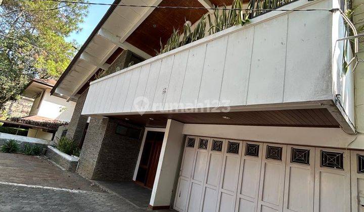 Rumah Tinggal di Komplek Parahyangan Permai, Gegerkalong 2