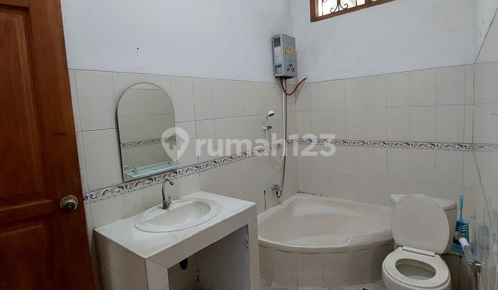 Rumah di Sayap Dago 2