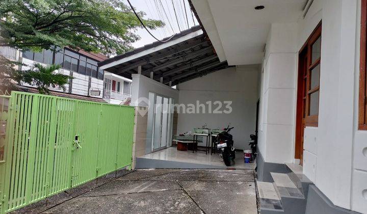 Rumah Cocok Untuk Kantor di Sayap Dewi Sartika 2
