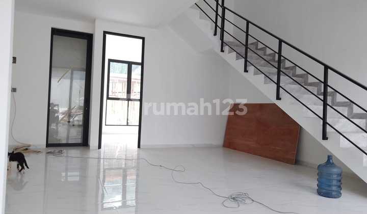Rumah Baru Minimalis Modern Cluster Eksklusif di Pondok Hijau Rumah Baru Minimalis Modern Cluster Eksklusif di Pondok Hijau