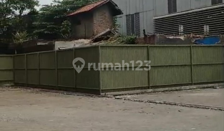 Tanah Kosong di Sayap Soekarno Hatta Akses Container