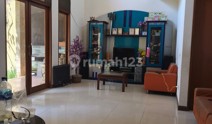 Rumah 2 Lantai di Mekar Wangi Rumah 2 Lantai di Mekar Wangi