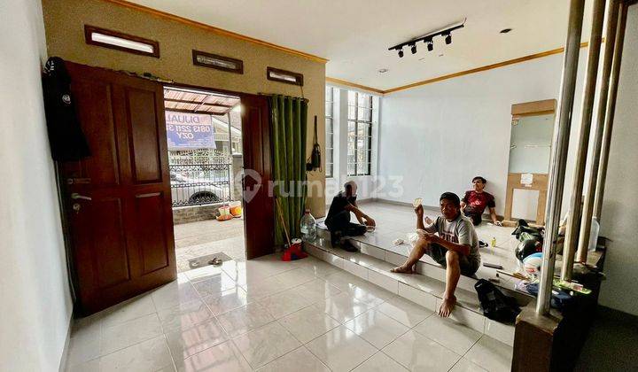 Rumah Bagus 2 Lantai di Kopo Permai, Bandung 2