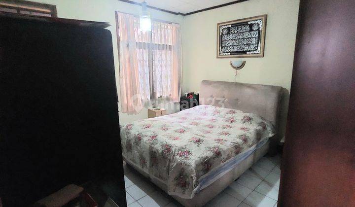 Rumah Hook Siap Huni Semi Furnished di Komplek Muara Sari 2