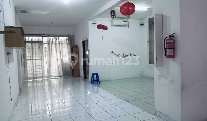 Rumah Rendeng Bagus di TKI Taman Kopo Indah 1 Rumah Rendeng Bagus di TKI Taman Kopo Indah 1