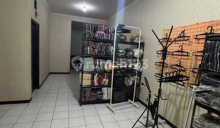 Rumah 2 Lantai di TKI Taman Kopo Indah 2