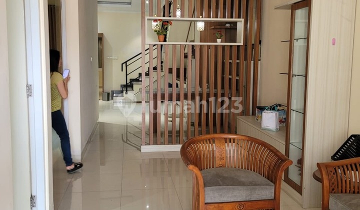 Rumah Tinggal di TKI Taman Kopo Indah 5 Cluster Pinewood Rumah Tinggal di TKI Taman Kopo Indah 5 Cluster Pinewood