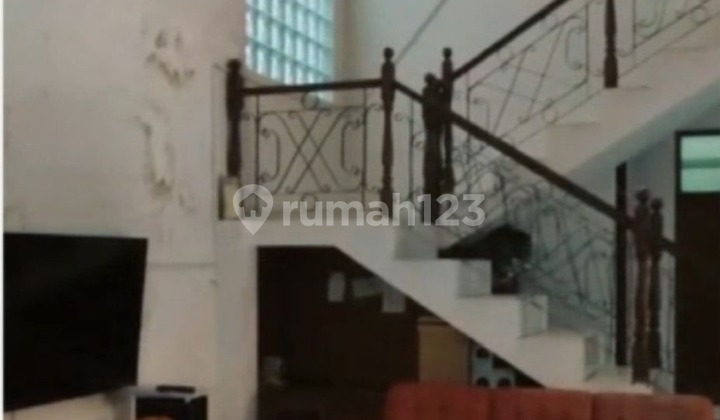 Rumah 2 Lantai di Kopo Permai 2