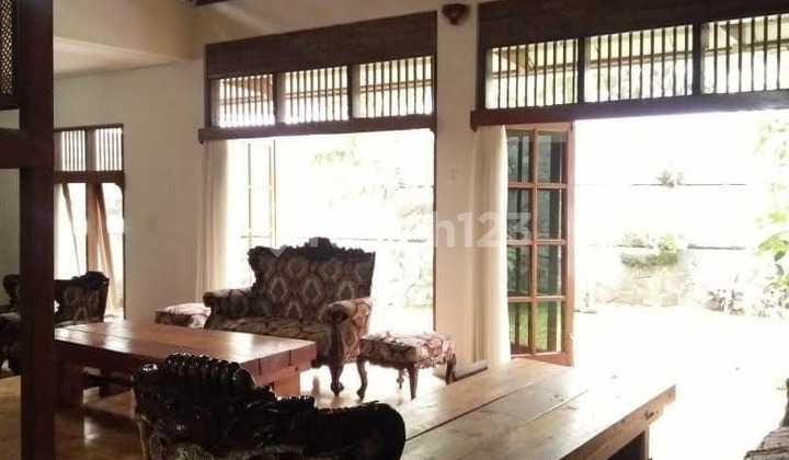 Rumah Sejuk 2 Lantai di Cigadung, Bandung Utara