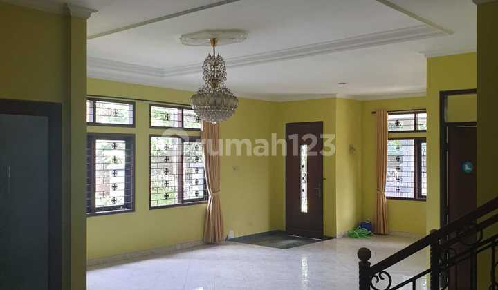Rumah Tinggal di Komplek Mega Raya, Gunung Batu 2