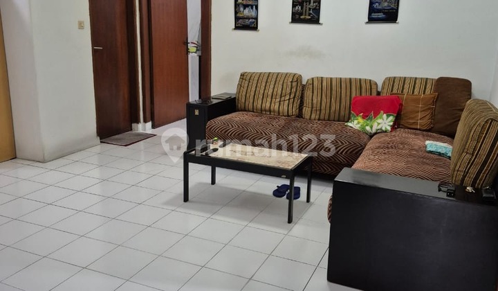 For Sale Fast! House in THI Taman Holis Indah 2