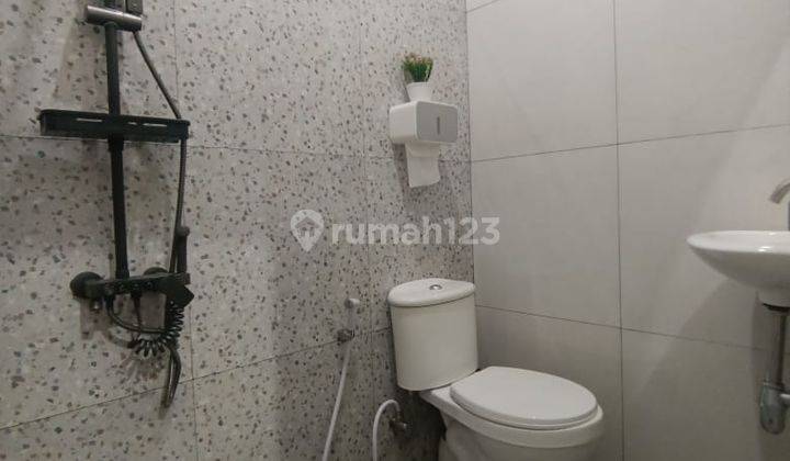 Rumah Siap Huni Baru Renovasi Posisi Hook di Graha Batu Karang 2