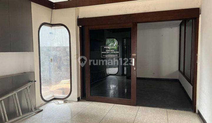 Rumah Besar Strategis Cocok Untuk Usaha Or Kantor di Ciumbuleuit 2