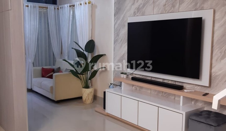 Rumah 2 Lantai di Andir Town House Full Furnished