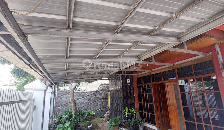 Rumah Hook Siap Huni Semi Furnished di Komplek Muara Sari 1