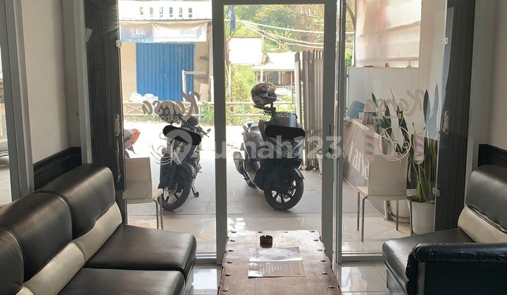Strategic Business Space or Shop in Mainroad H. Gofur, Suitable for Business