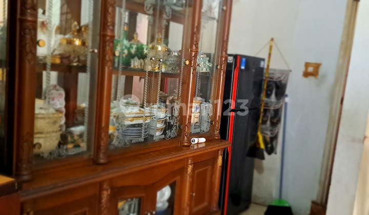 di jual Rumah Tinggal 3 lt, kondisi bagus. 4