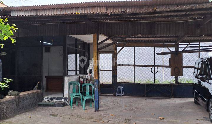 di jual Rumah Tinggal dan tempat usaha, pinggir jalan raya. 6
